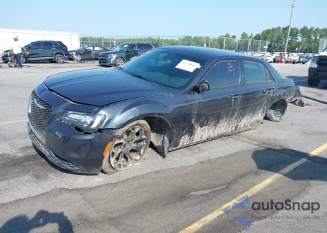 2019 Chrysler 300 S из США, поврежденный, VIN 2C3CCABGXKH538034